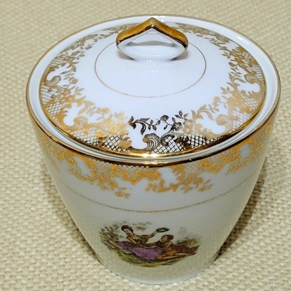 Vintage Du Centre Porcelaine R.C. Courtin Couples Sugar Bowl with Lid - Picture 2 of 11